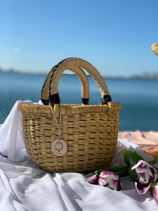 Sonder and Holliday The Petite Victoria Basket
